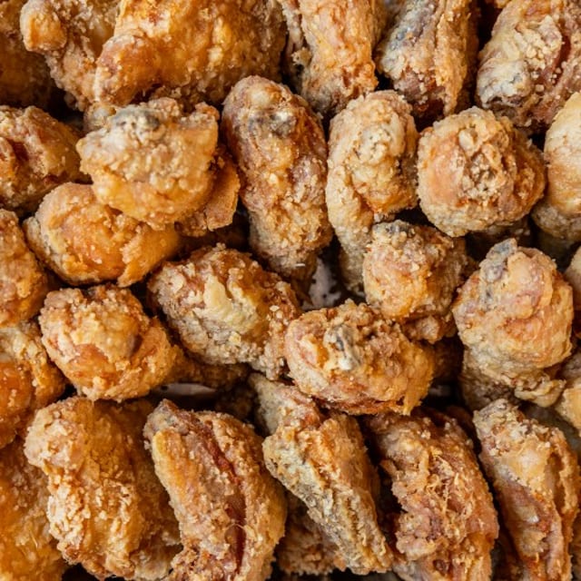 18 Pc of Chicken Only.