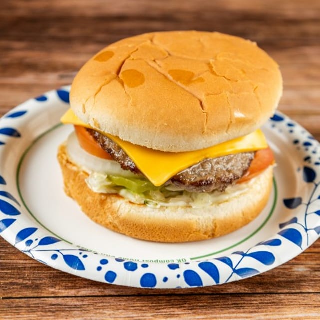 Cheeseburger Deluxe.