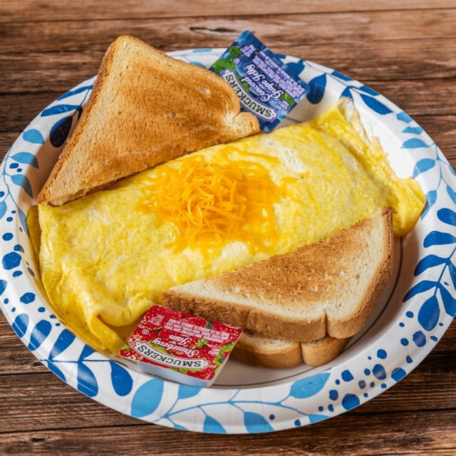 Goetta and Cheese Omelet with Toast.